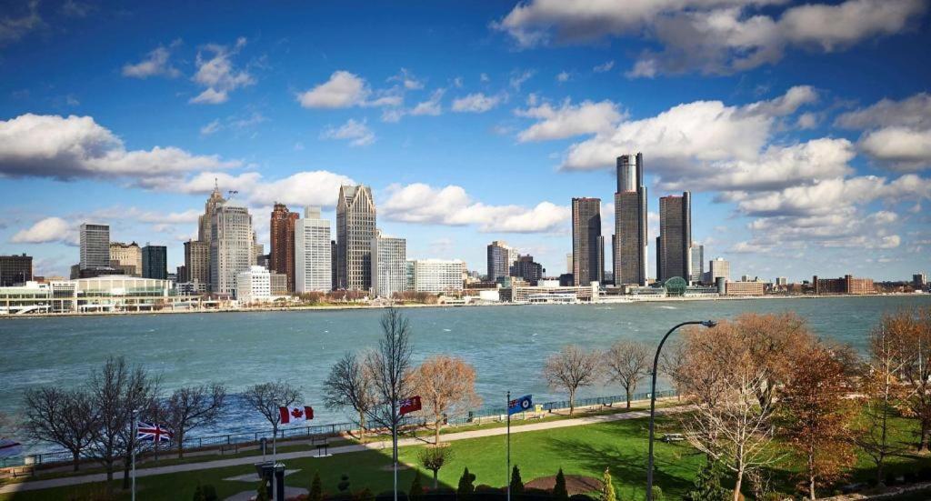 Best Western Plus Waterfront Hotel Windsor Dış mekan fotoğraf